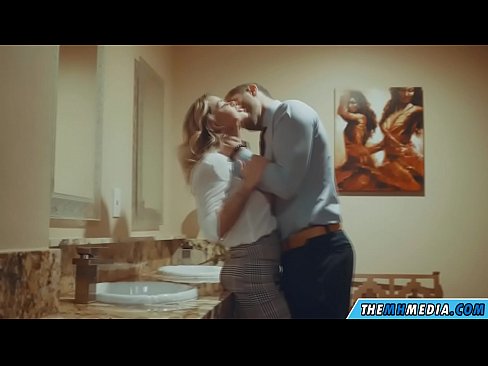 ❤️ Uma blonde obugaxayo ekuyenga endlini yangasese yomphakathi Izithombe zocansi ezisezingeni eliphezulu kithi zu.porngifer.ru ❤